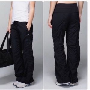 Lululemon Dance Studio Pants Black Size 4 Like New